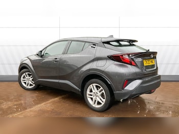 Used Toyota C-HR 2020 for sale - 75996692: Photo 2