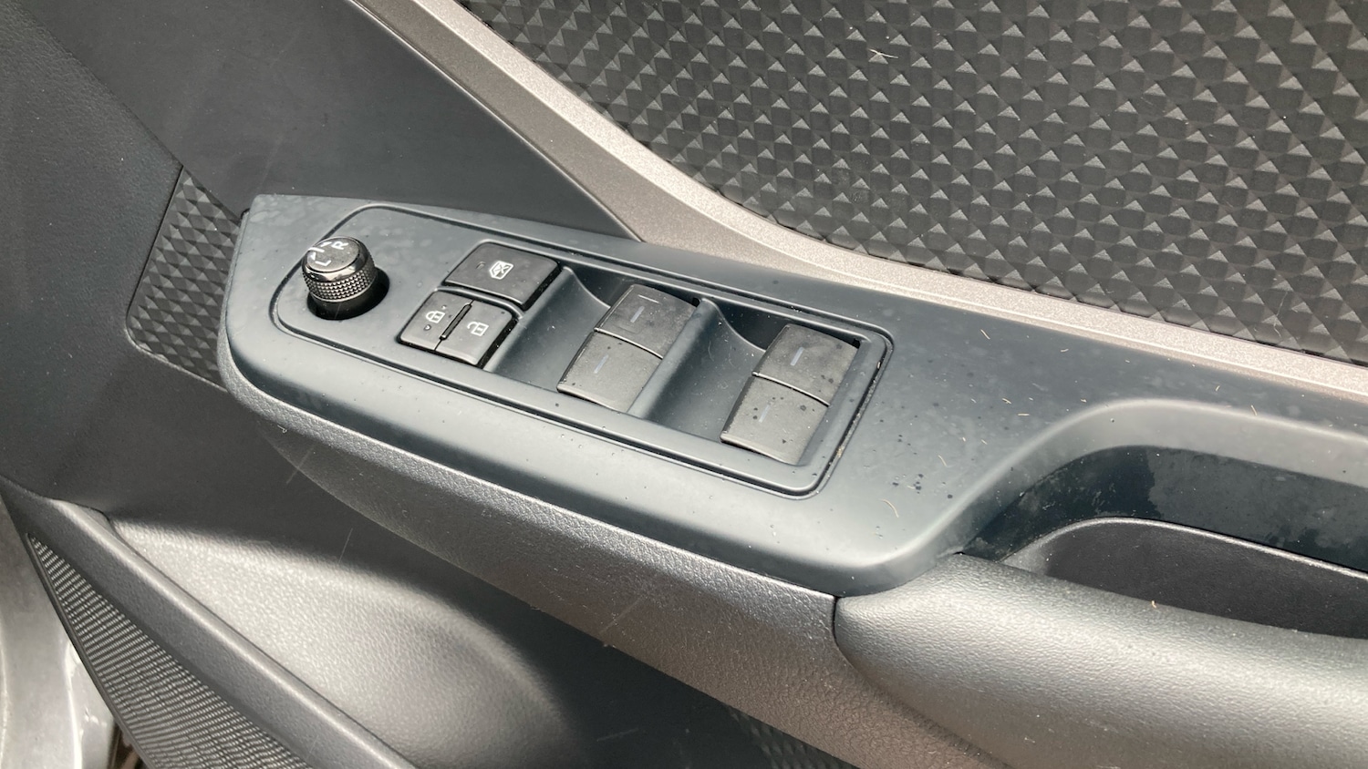 Used Toyota C-HR 2020 for sale - 75996692: Photo 37