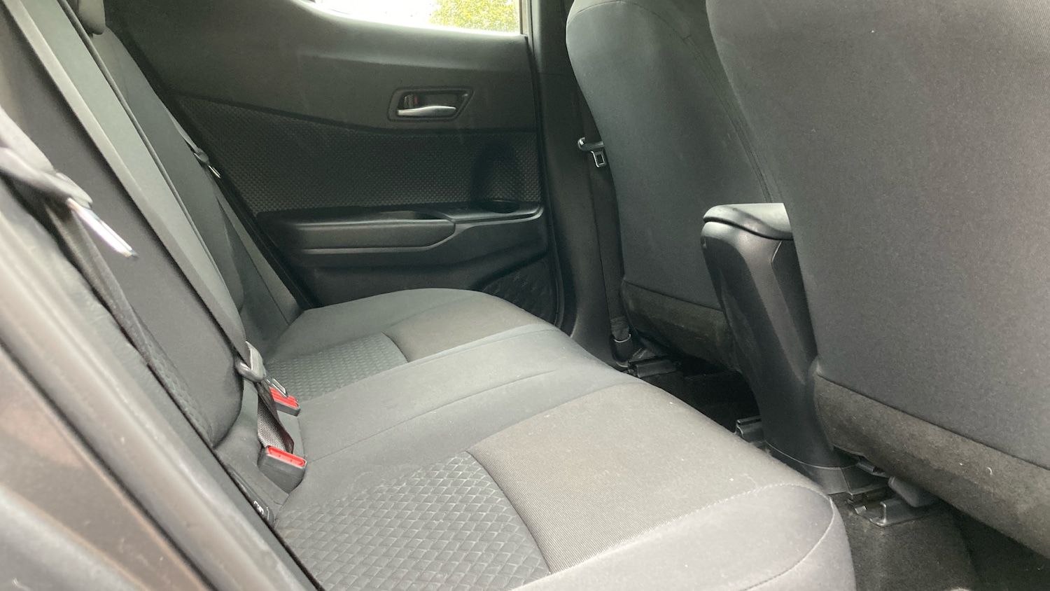 Used Toyota C-HR 2020 for sale - 75996692: Photo 48