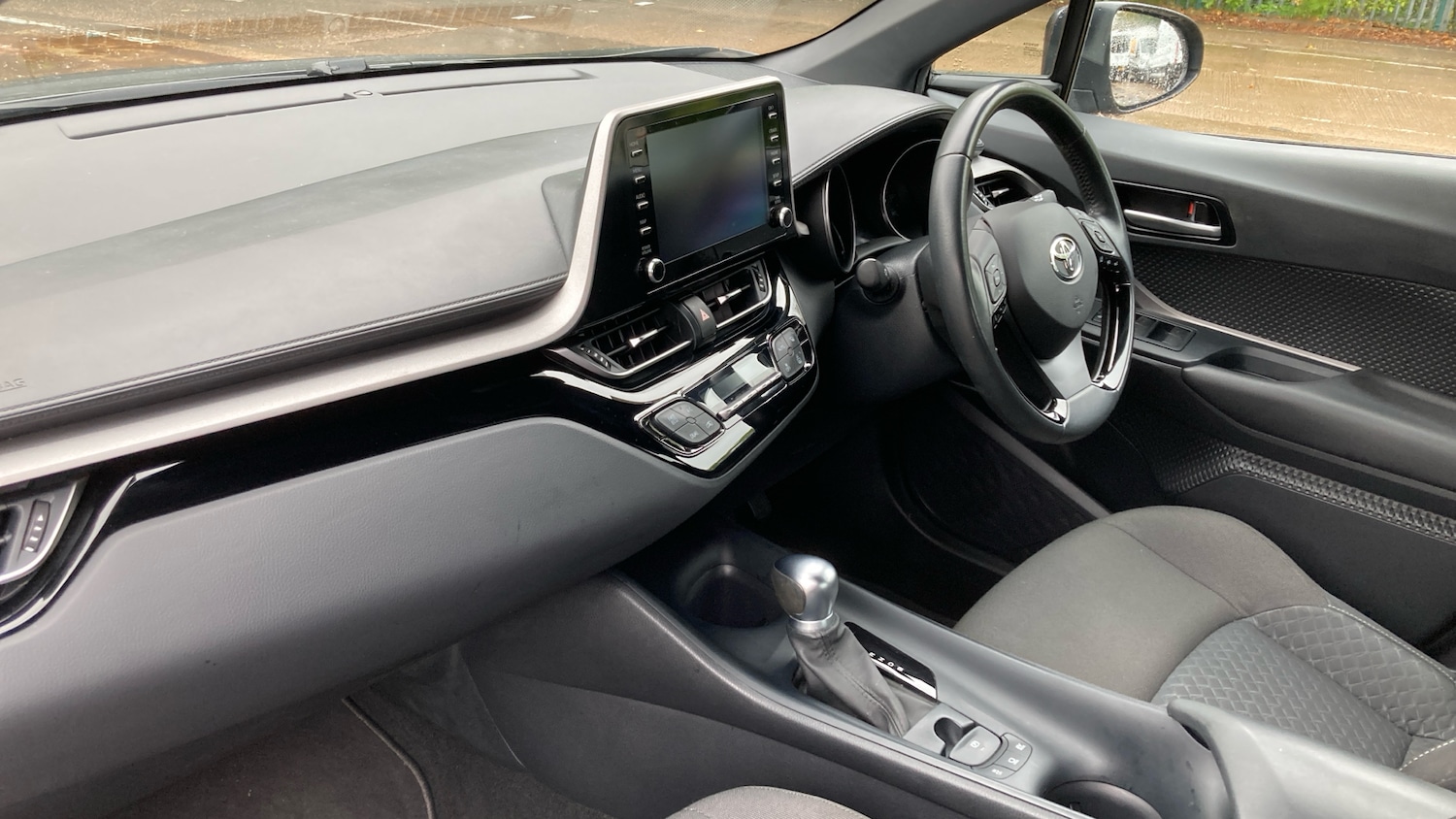 Used Toyota C-HR 2020 for sale - 75996692: Photo 9