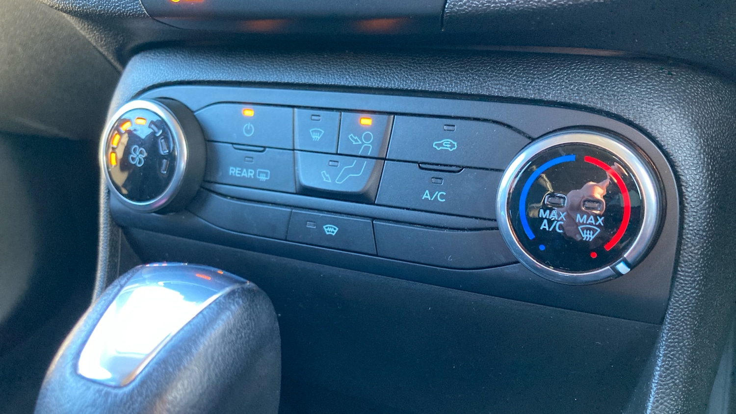 Used Ford Fiesta 2018 for sale - 76649948: Photo 25