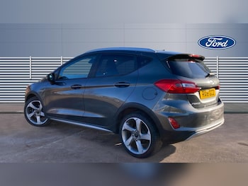 Used Ford Fiesta 2018 for sale - 76649948: Photo
