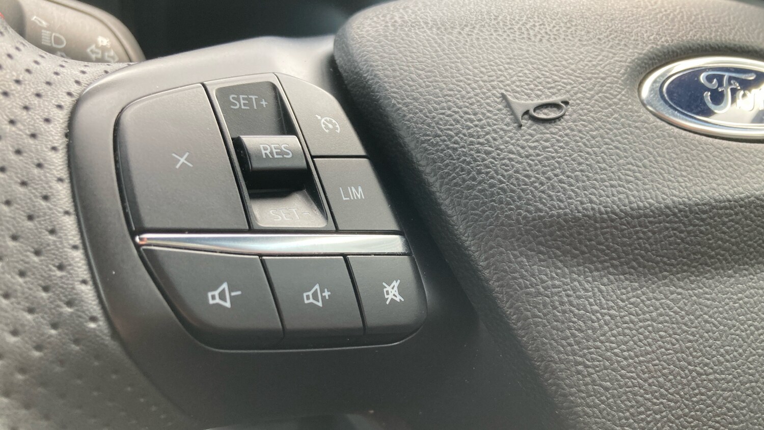 Used Ford Kuga 2023 for sale - 76159947: Photo 32