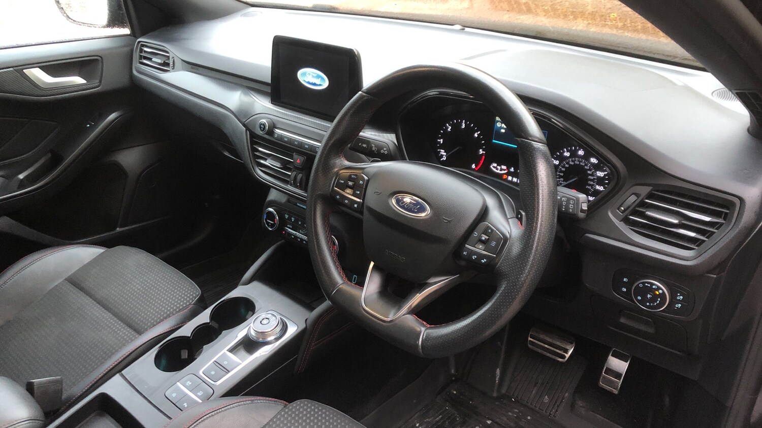 Used Ford Focus 2020 for sale - 76382547: Photo 11