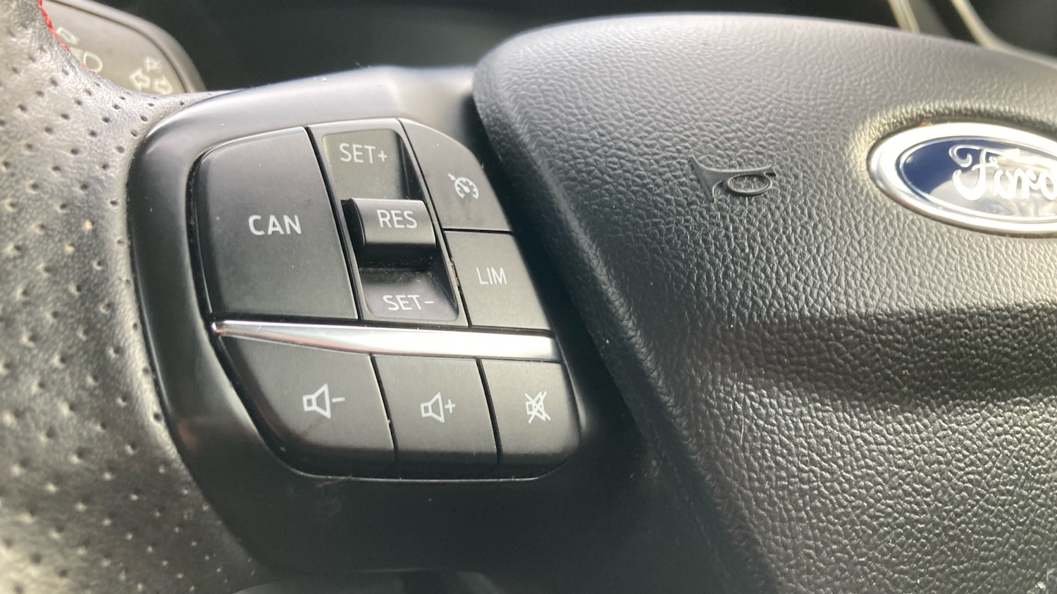 Used Ford Focus 2018 for sale - 76720428: Photo 30