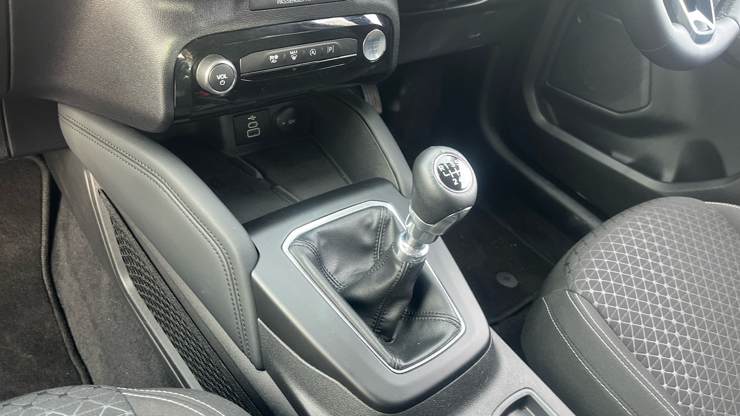 Used Ford Kuga 2025 for sale - 77581924: Photo 13