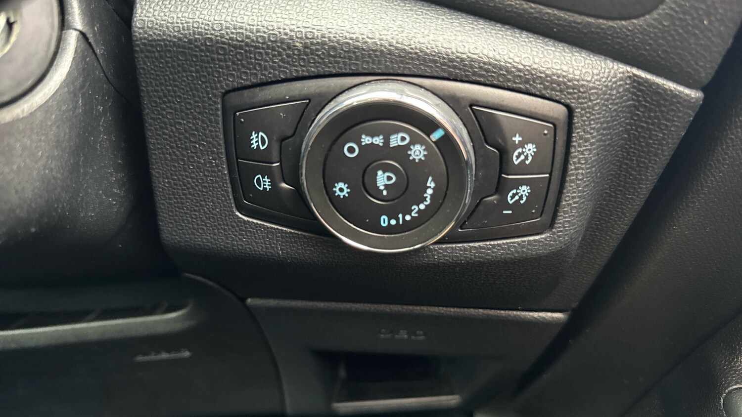 Used Ford Ecosport 2020 for sale - 77501166: Photo 28