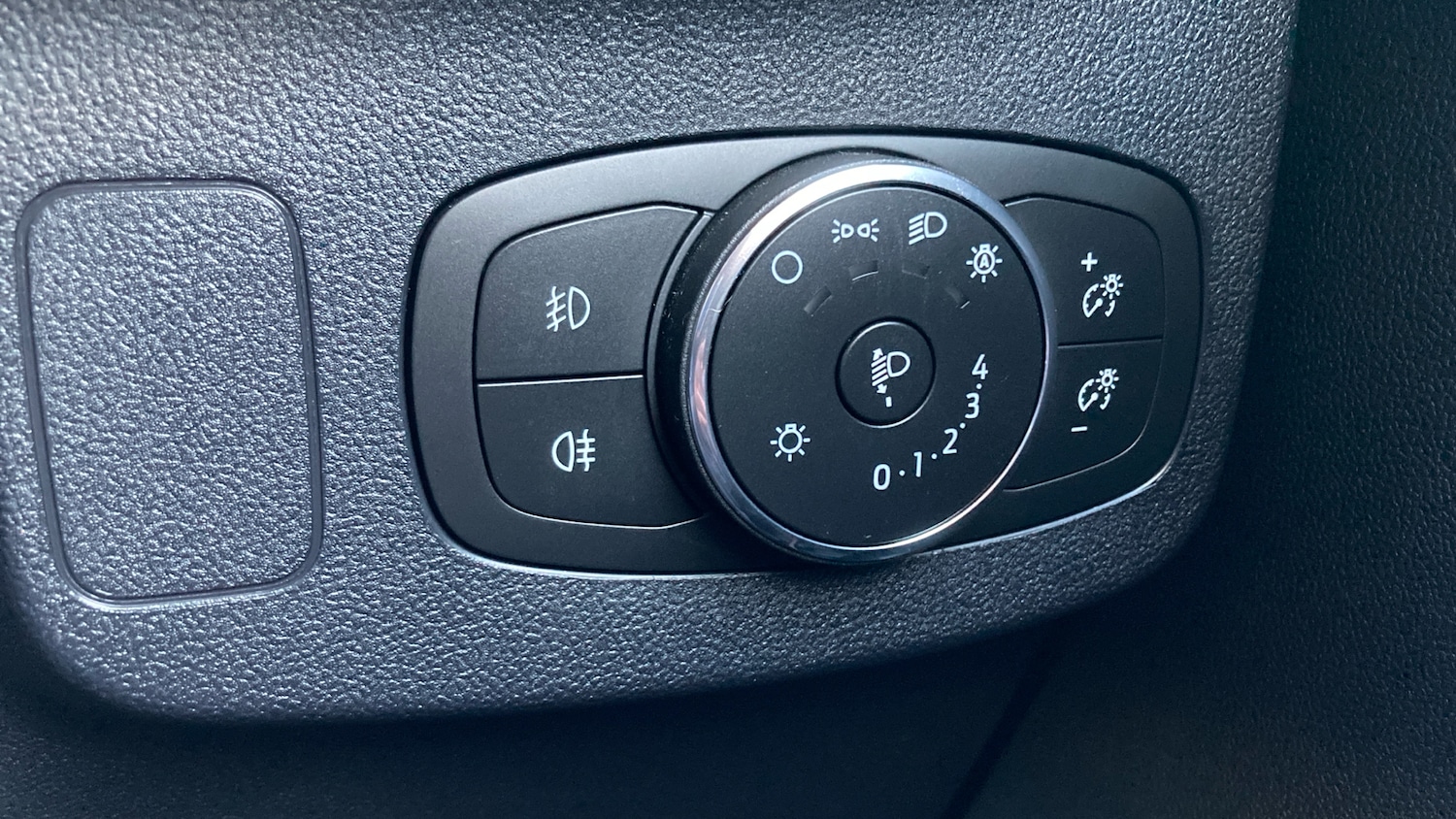 Used Ford Puma 2023 for sale - 76918130: Photo 33