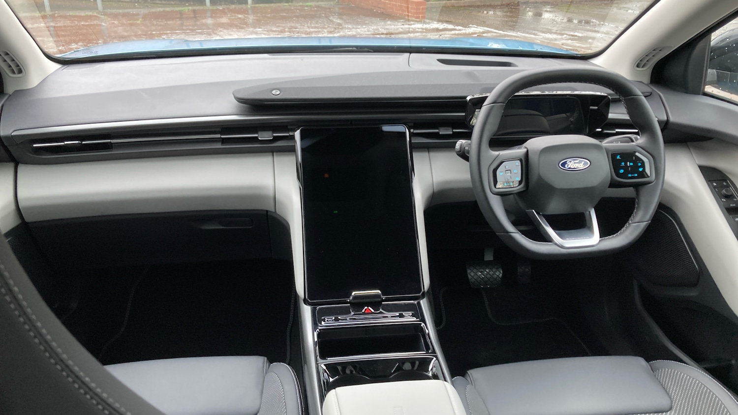 Used Ford Explorer 2025 for sale - 77258065: Photo 10