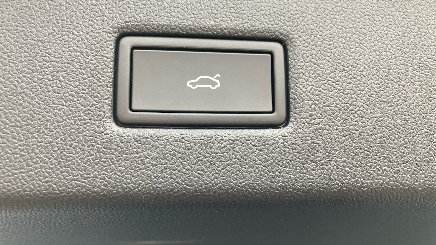 Used Ford Explorer 2025 for sale - 77258065: Photo 21