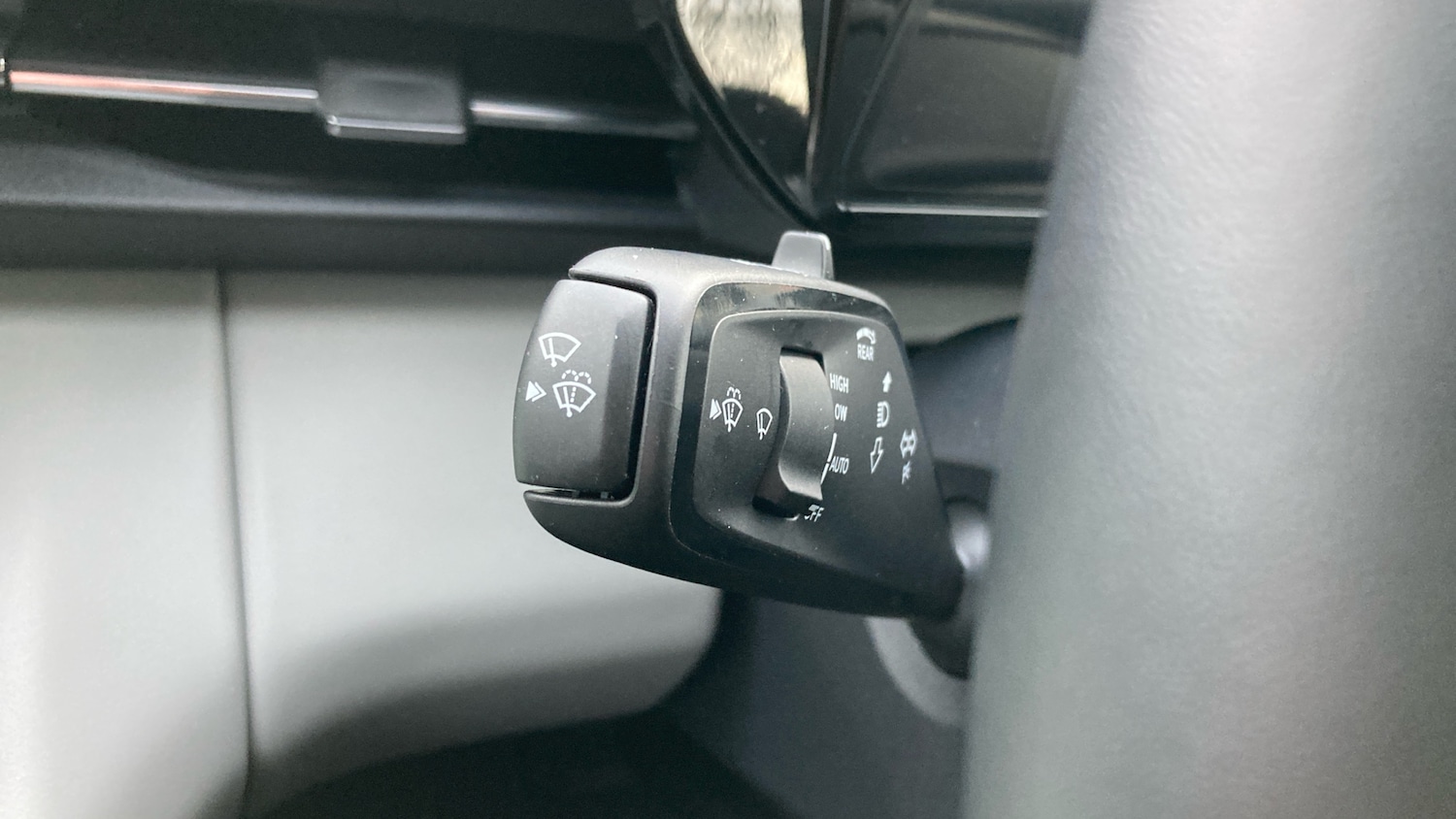 Used Ford Explorer 2025 for sale - 77258065: Photo 38