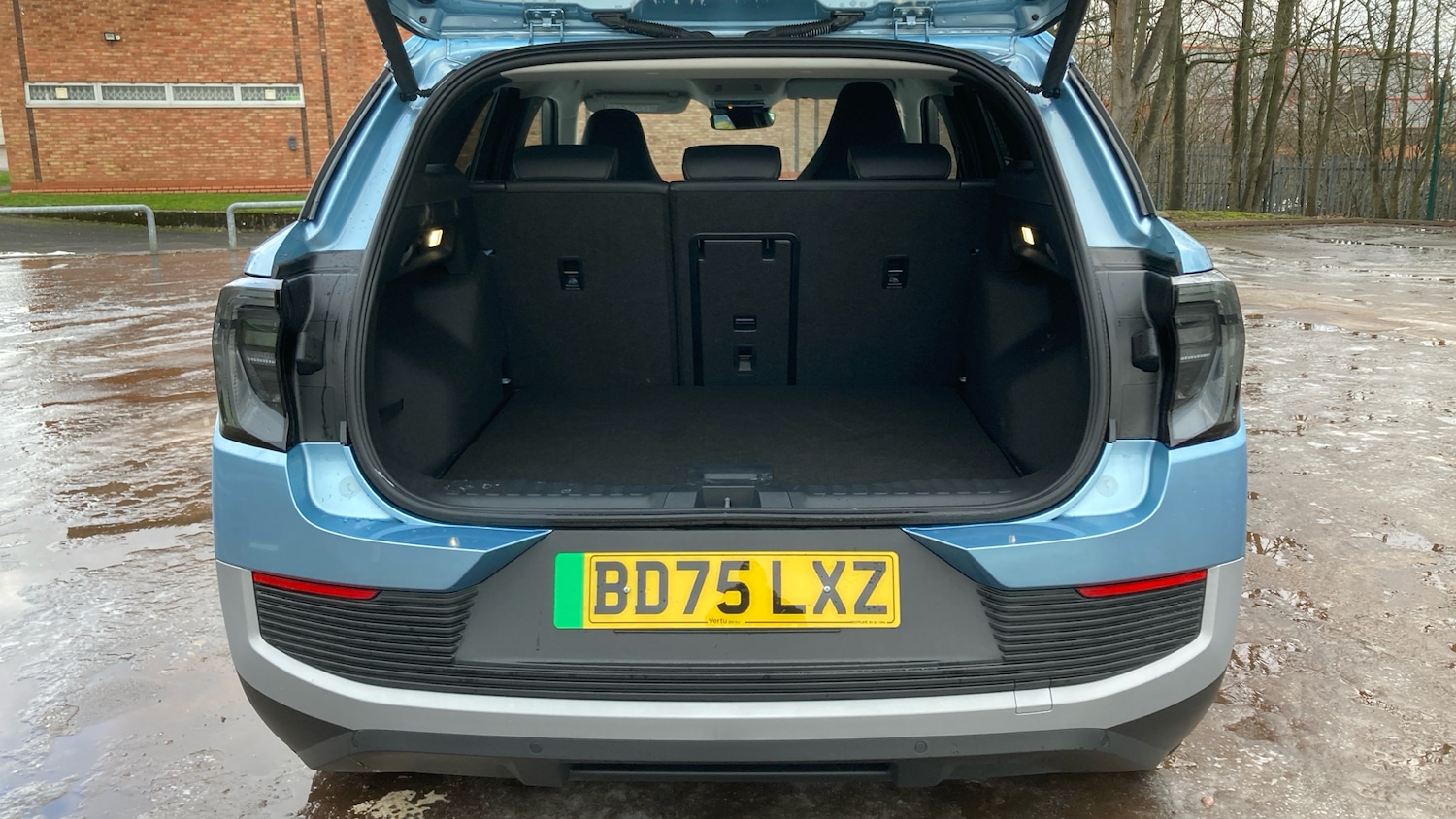 Used Ford Explorer 2025 for sale - 77258065: Photo 4