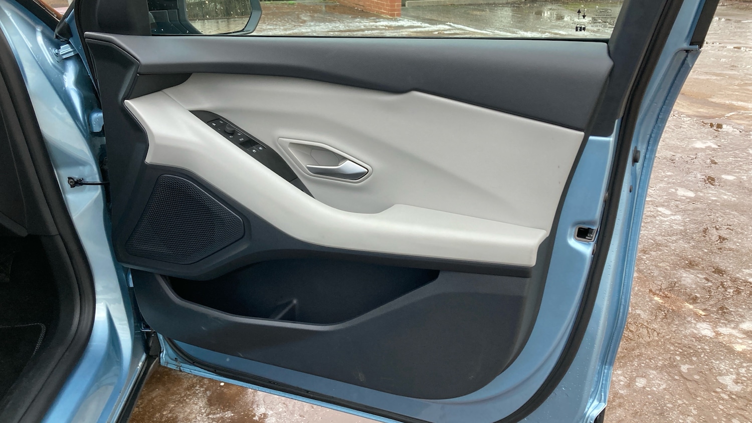 Used Ford Explorer 2025 for sale - 77258065: Photo 45