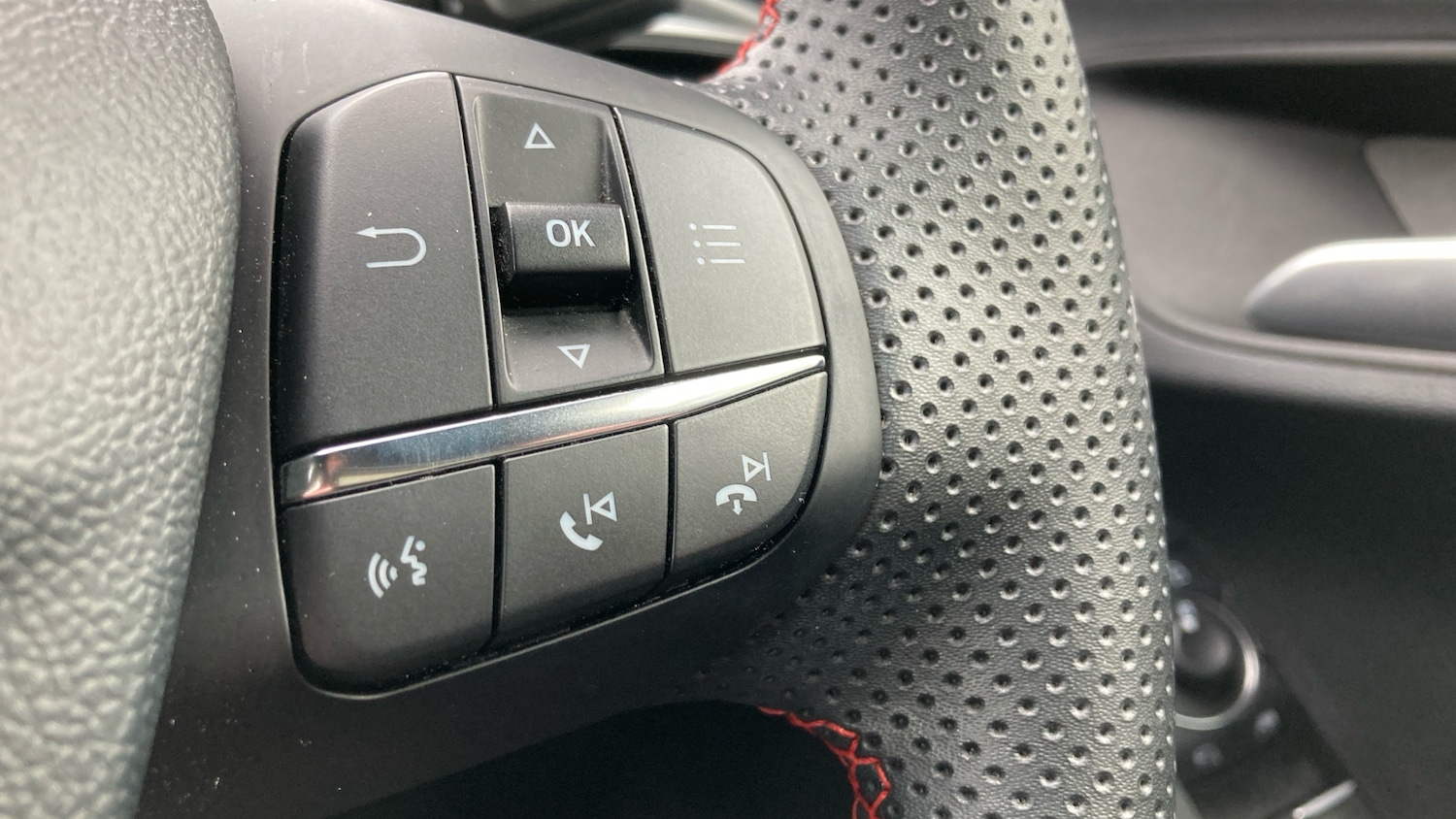 Used Ford Puma 2022 for sale - 76720425: Photo 32