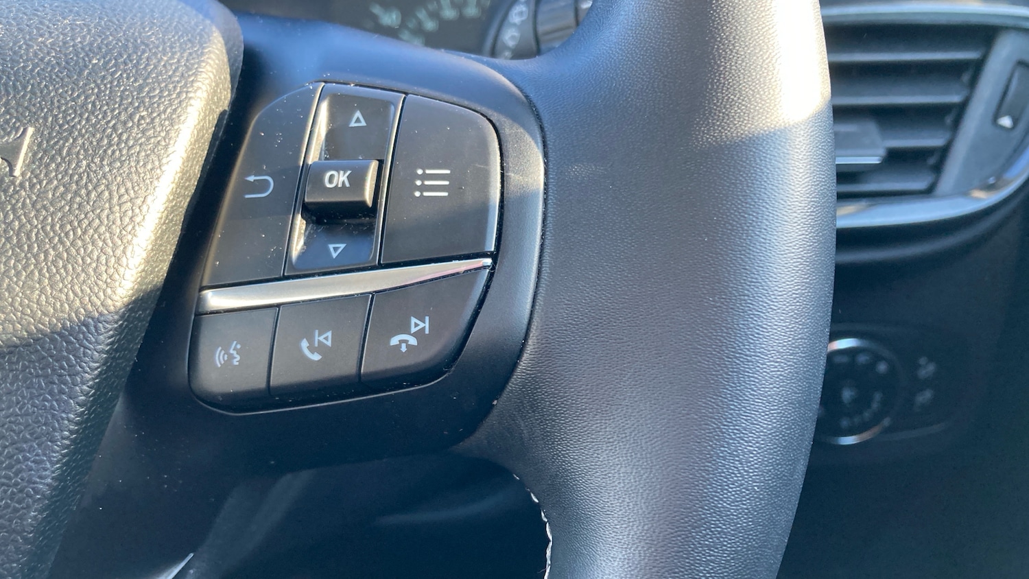 Used Ford Puma 2023 for sale - 77087282: Photo 32