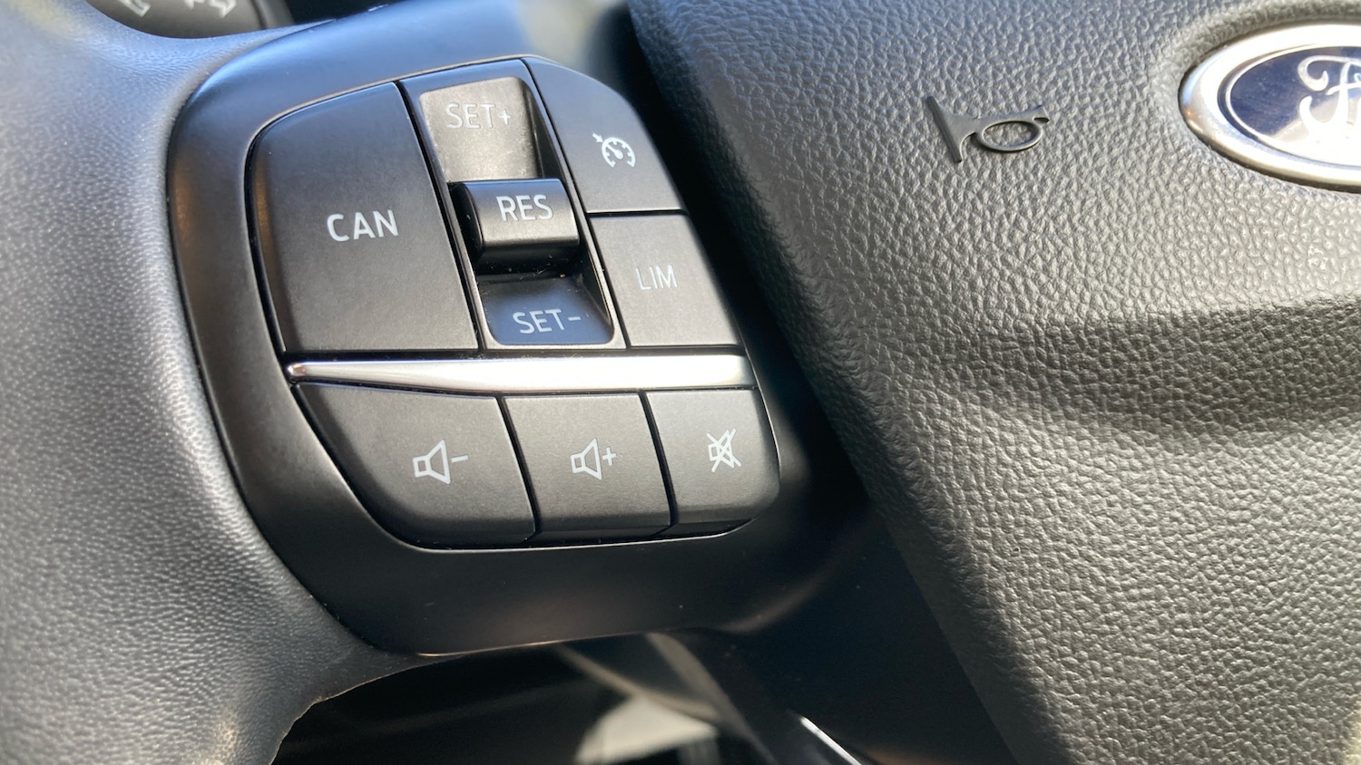 Used Ford Focus 2022 for sale - 76690093: Photo 27