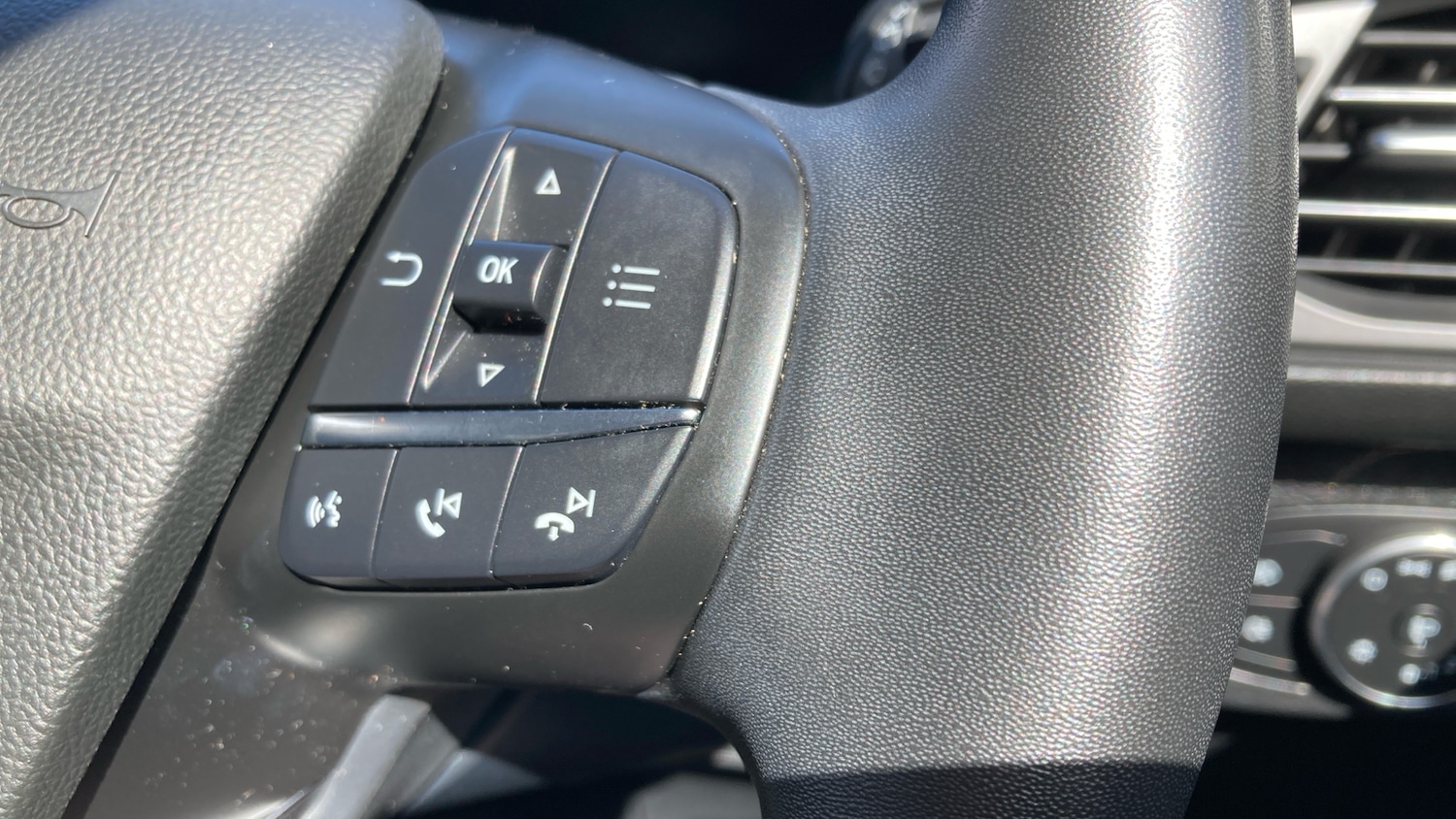 Used Ford Focus 2022 for sale - 76690093: Photo 29