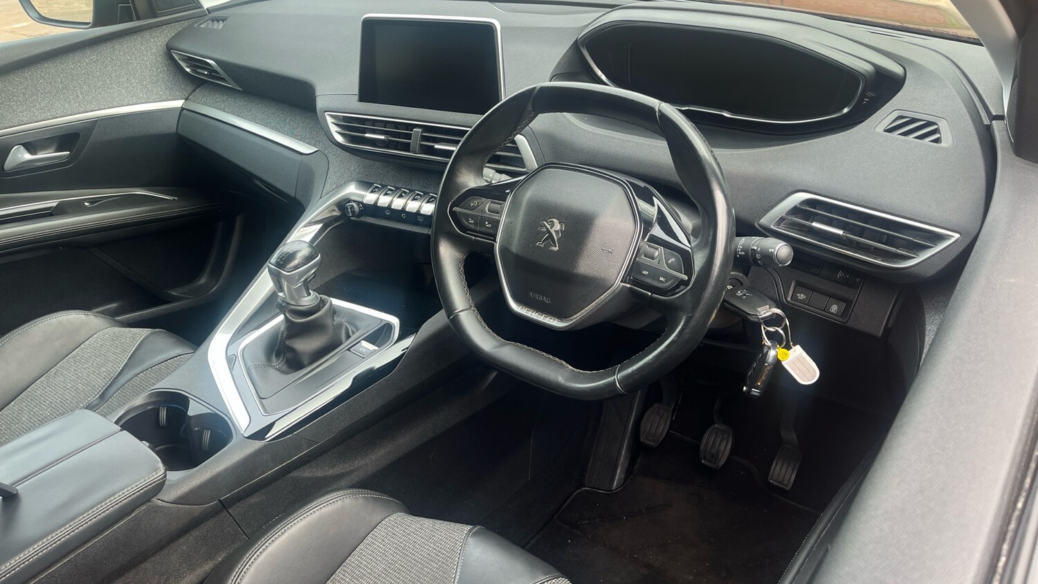 Used Peugeot 3008 2018 for sale - 77774998: Photo 11