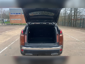 Used Peugeot 3008 2018 for sale - 77774998: Photo