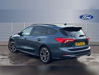 Used Ford Focus 2021 for sale - 78255328: Photo