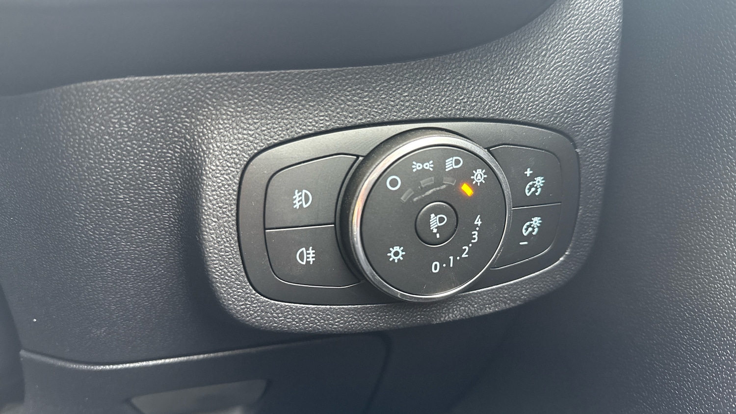 Used Ford Fiesta 2023 for sale - 77998252: Photo 23