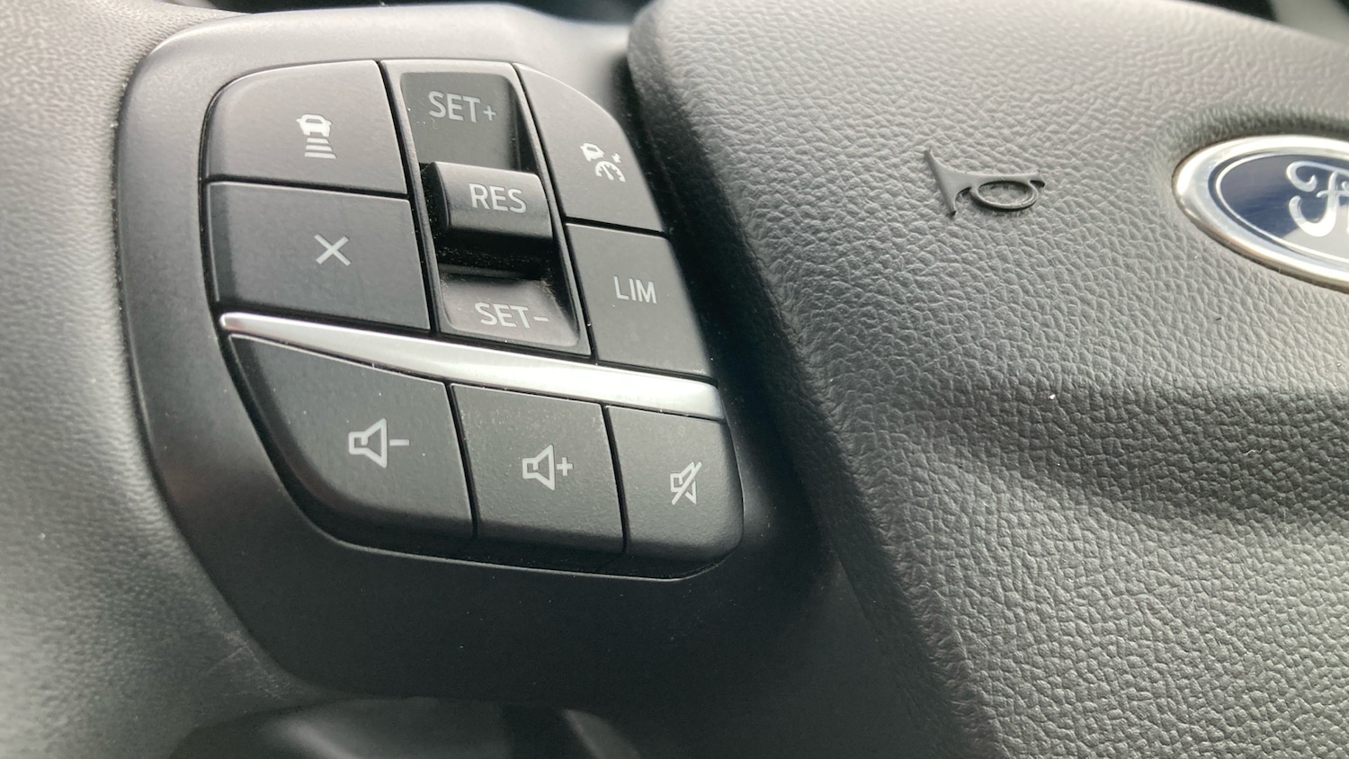 Used Ford Kuga 2023 for sale - 77405635: Photo 33