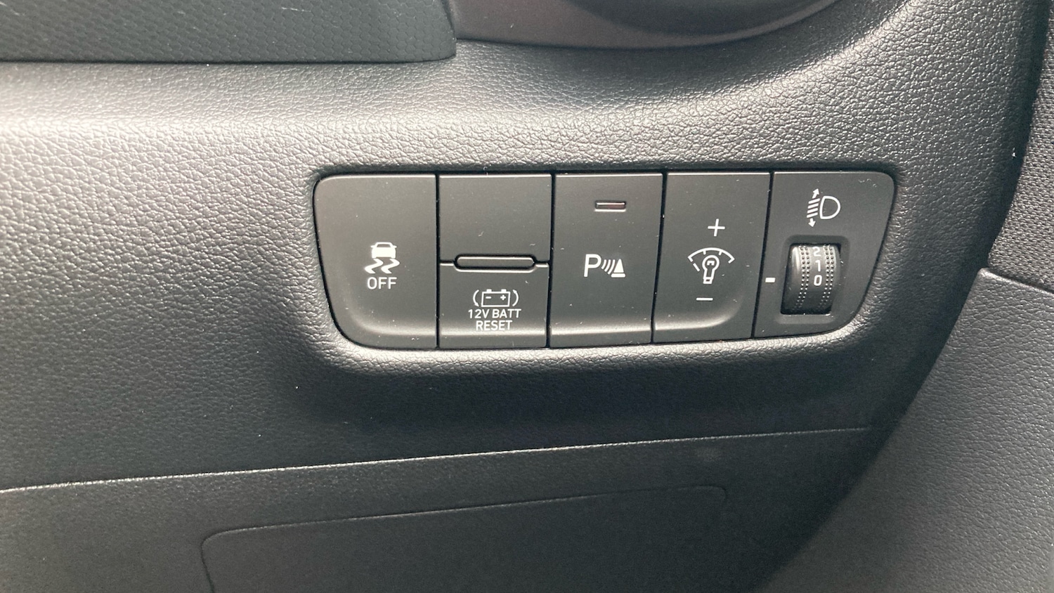 Used Hyundai KONA 2022 for sale - 76451795: Photo 32