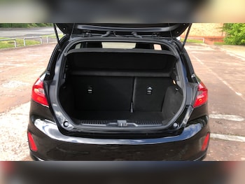 Used Ford Fiesta 2018 for sale - 78554168: Photo