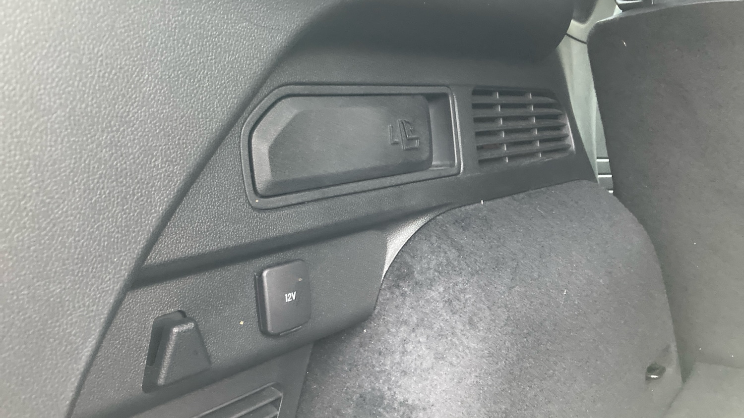 Used Ford Kuga 2022 for sale - 76979328: Photo 22