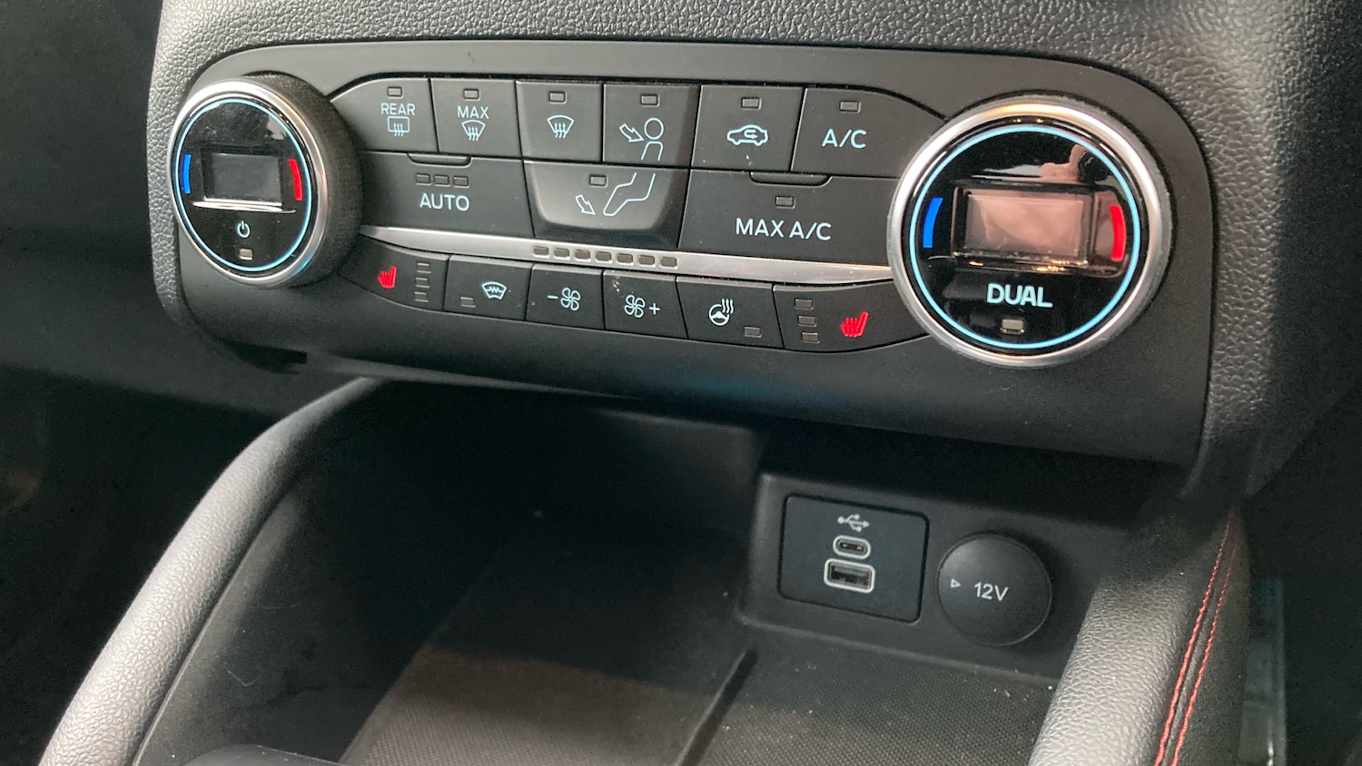 Used Ford Kuga 2022 for sale - 76979328: Photo 28