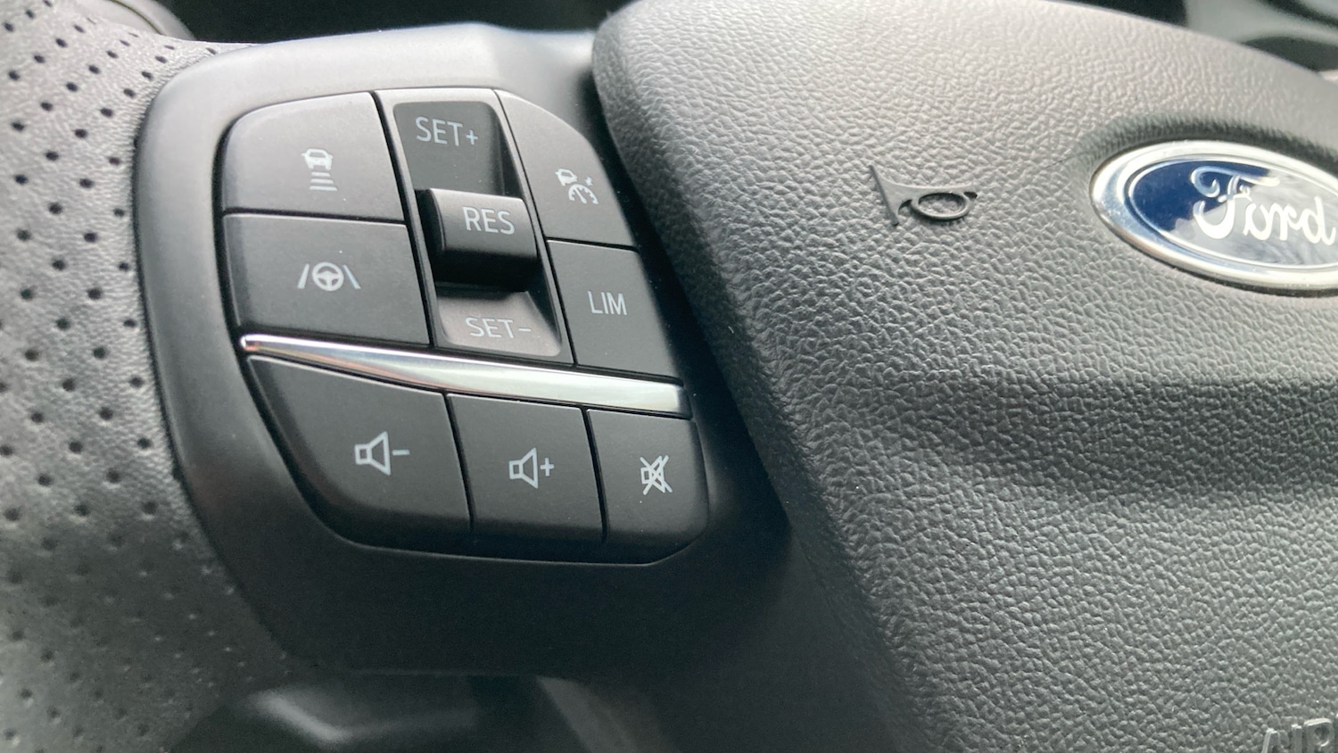 Used Ford Kuga 2022 for sale - 76979328: Photo 32