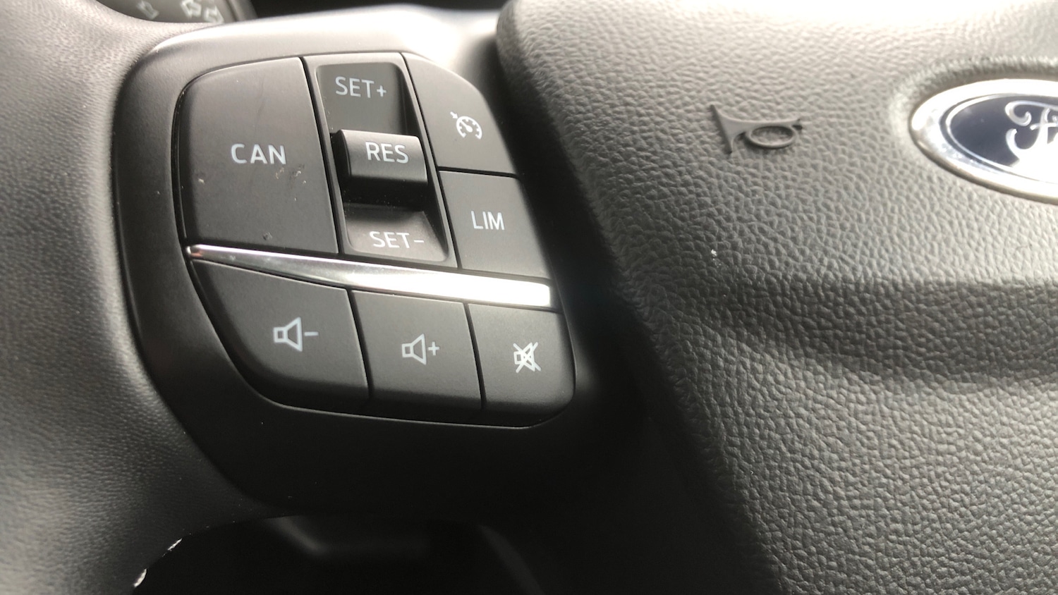 Used Ford Focus 2022 for sale - 76504838: Photo 30