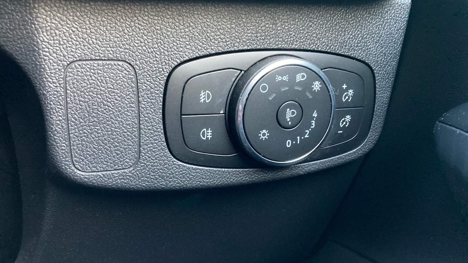 Used Ford Focus 2023 for sale - 77116440: Photo 31