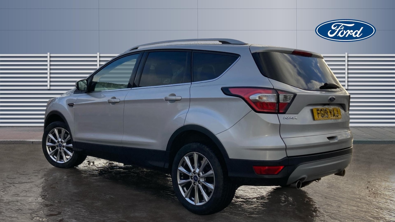 Used Ford Kuga 2019 for sale - 77125628: Photo 2