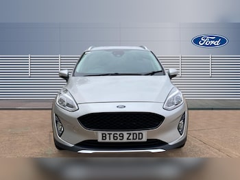 Used Ford Fiesta 2019 for sale - 76421759: Photo