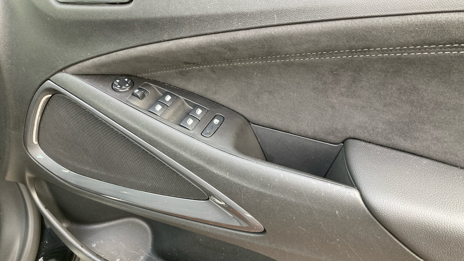 Used Vauxhall Crossland 2022 for sale - 76452673: Photo 40