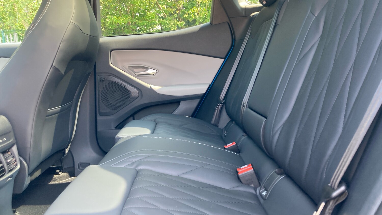 Used Ford Explorer 2025 for sale - 76067441: Photo 16