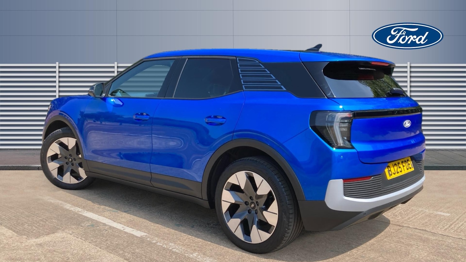 Used Ford Explorer 2025 for sale - 76067441: Photo 2