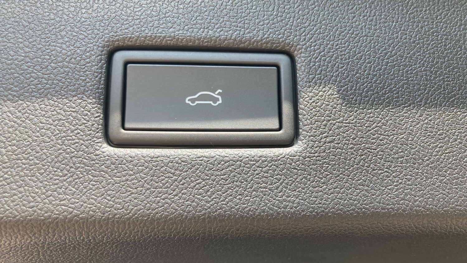Used Ford Explorer 2025 for sale - 76067441: Photo 21