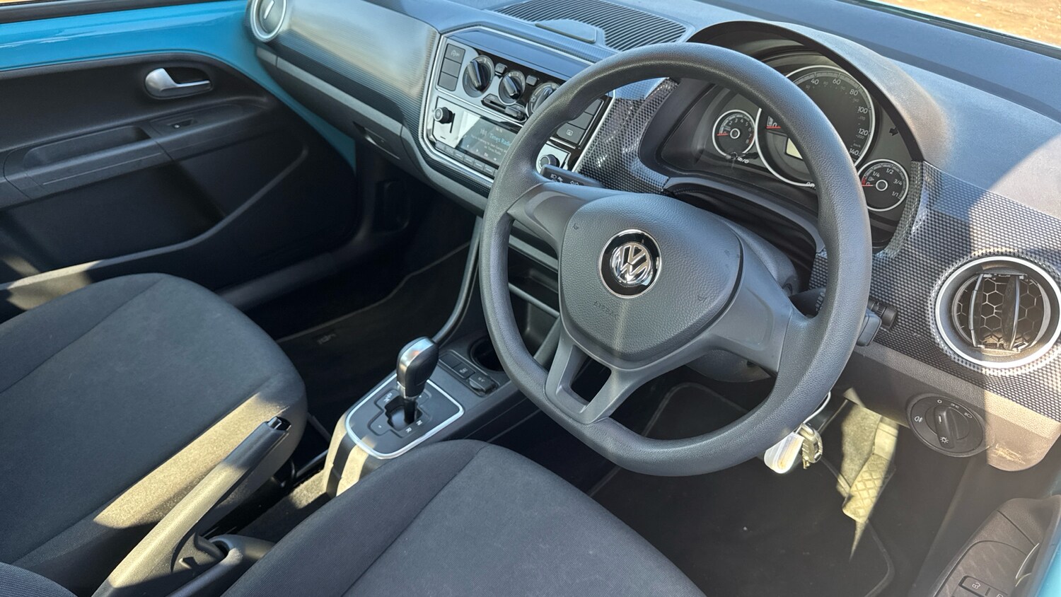 Used Volkswagen up! 2017 for sale - 77760468: Photo 11