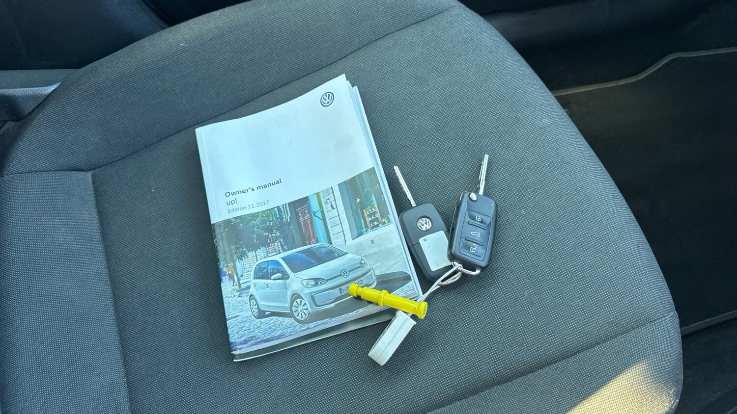 Used Volkswagen up! 2017 for sale - 77760468: Photo 19