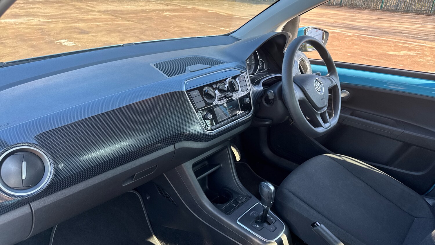 Used Volkswagen up! 2017 for sale - 77760468: Photo 9