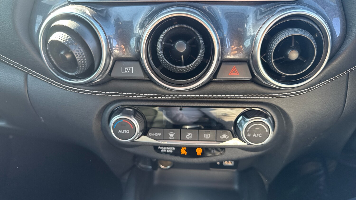 Used Nissan Juke 2023 for sale - 77945309: Photo 23