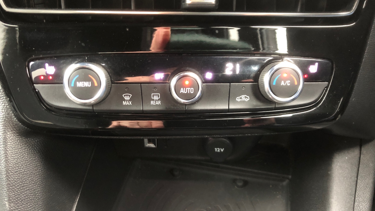 Used Vauxhall Mokka 2023 for sale - 77921192: Photo 26