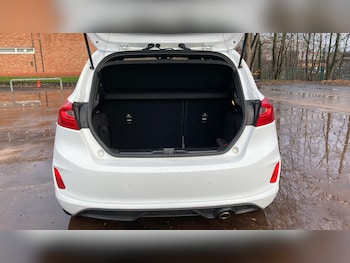 Used Ford Fiesta 2020 for sale - 76693185: Photo