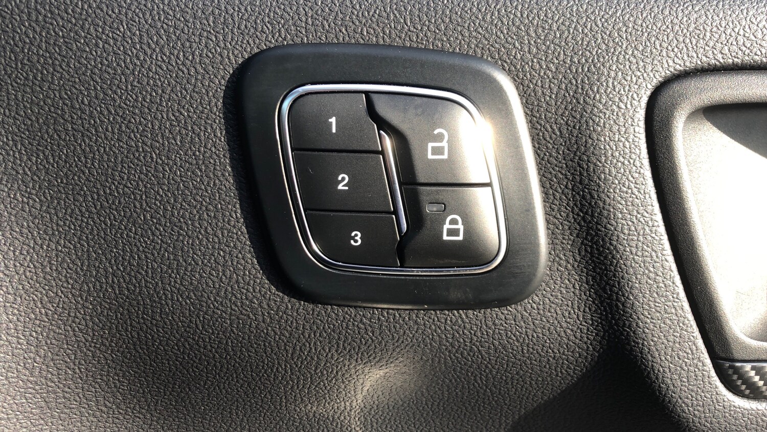 Used Ford Kuga 2025 for sale - 78039202: Photo 31