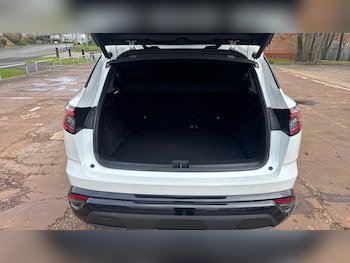 Used Renault Austral 2023 for sale - 77915355: Photo