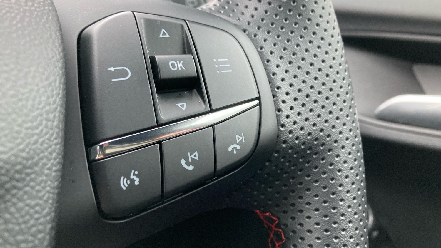 Used Ford Puma 2024 for sale - 77147893: Photo 33