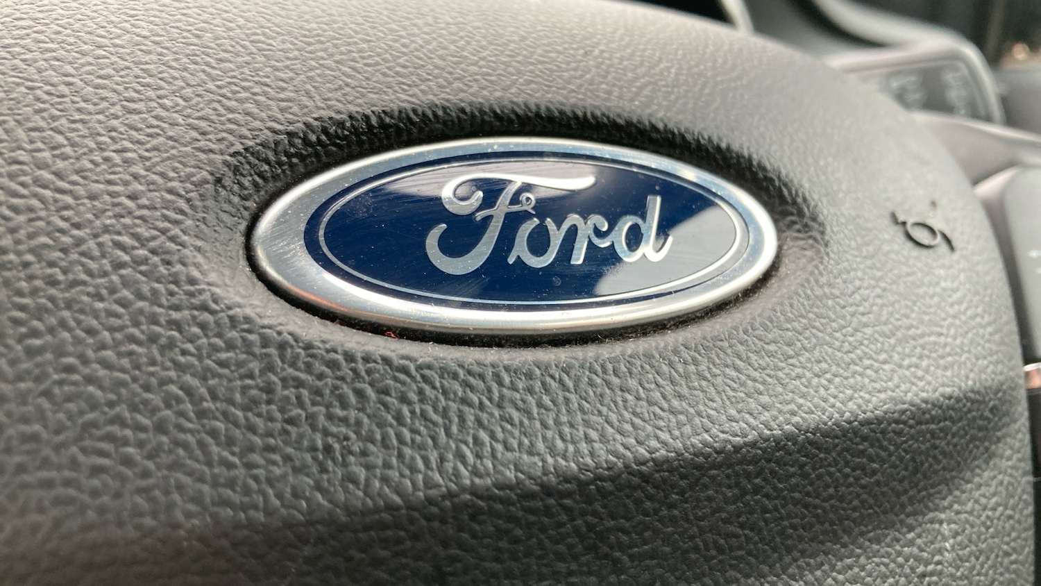 Used Ford Focus 2023 for sale - 77033368: Photo 32