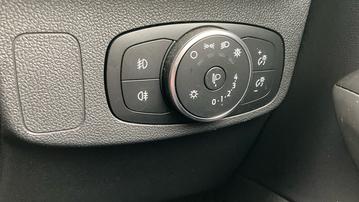 Used Ford Focus 2023 for sale - 77033368: Photo 34